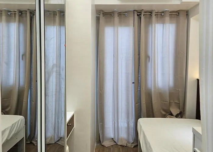 Apartment In Coast Residences, Pasay *