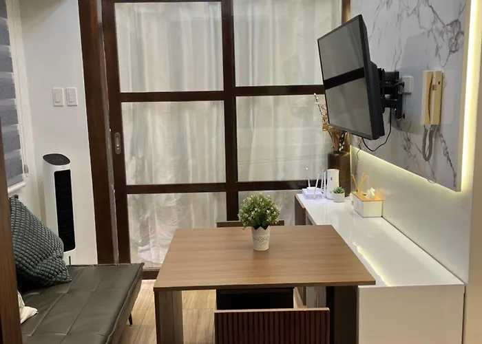 Apartment In Coast Residences, Pasay